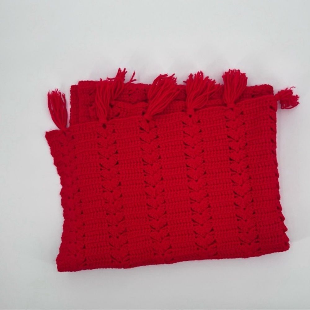 Blanket Hand Knit Crochet Throw Size 44"
× 66"
